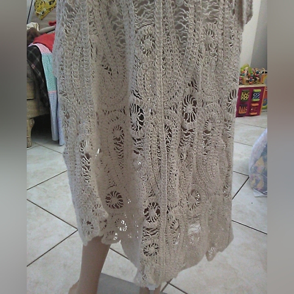 BNWOT AMZ. HANDMADE CROCHET SKIRT/TOP SET (3 WAYS SKIRT) CREAM SEE Measurements - Picture 2 of 16